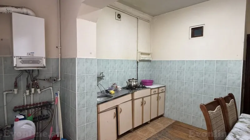 Satılır 4 otaqlı Mənzil Köhnə tikili 100 m² Suraxanı r. - şəkil 13