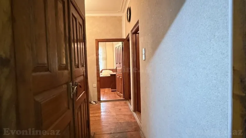 Satılır 4 otaqlı Mənzil Köhnə tikili 100 m² Suraxanı r. - şəkil 14