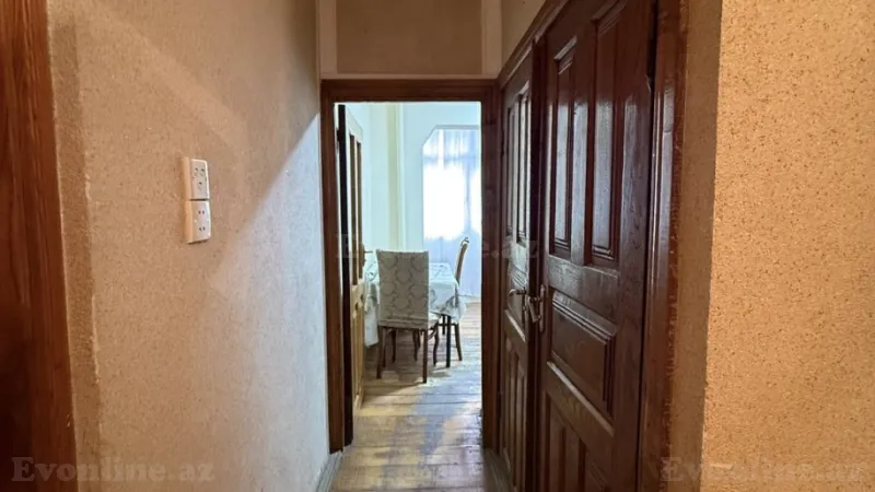 Satılır 4 otaqlı Mənzil Köhnə tikili 100 m² Suraxanı r. - şəkil 17