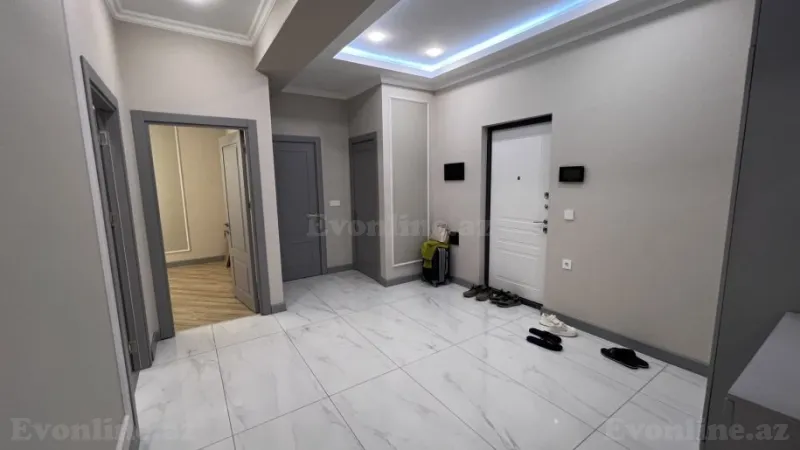 3 otaqlı Mənzil 85 m² 7-ci mikrorayon Kirayə verilir