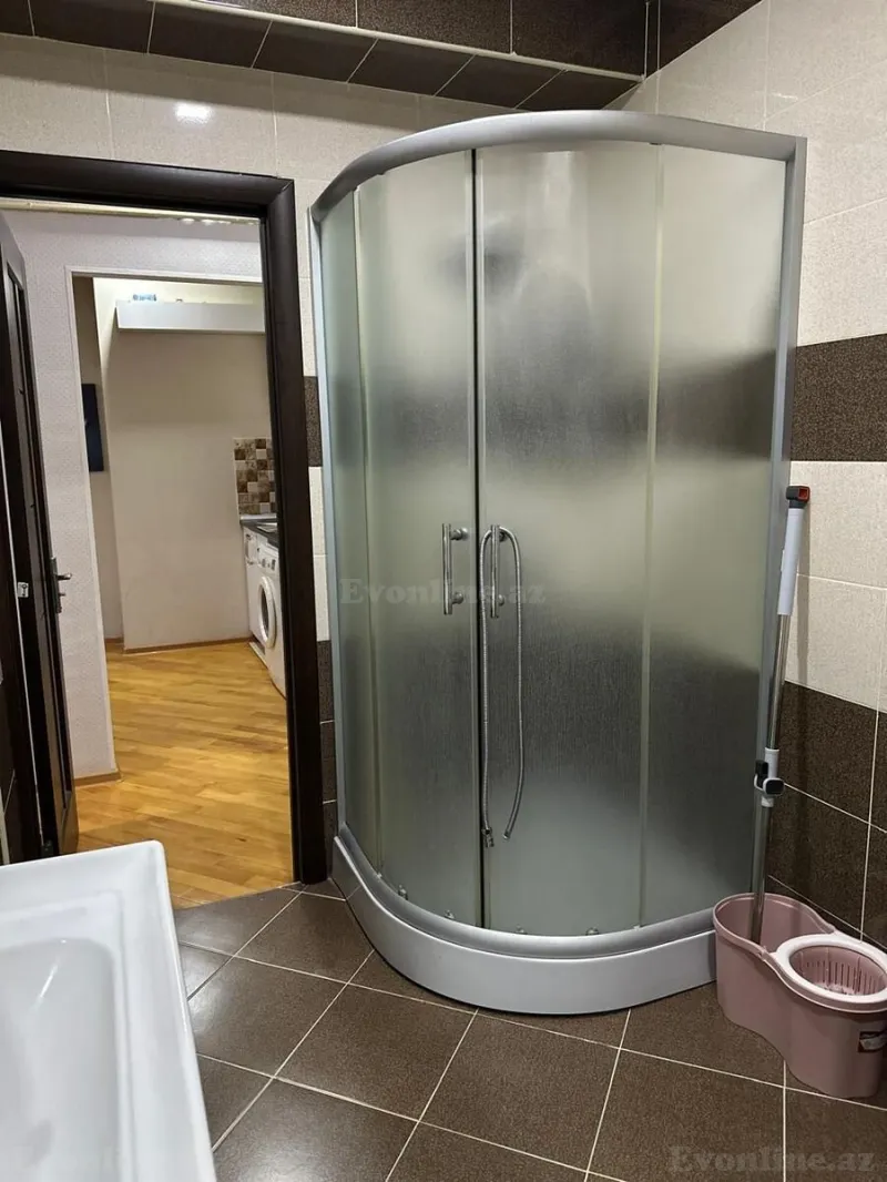 Kirayə verilir 2 otaqlı Mənzil Yeni tikili 75 m² Qara Qarayev m. - şəkil 13