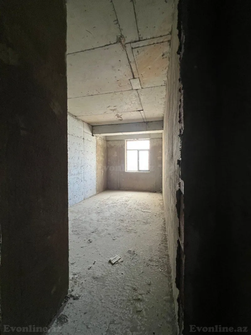 Satılır 2 otaqlı Mənzil Yeni tikili 110 m² Koroğlu m. - şəkil 3