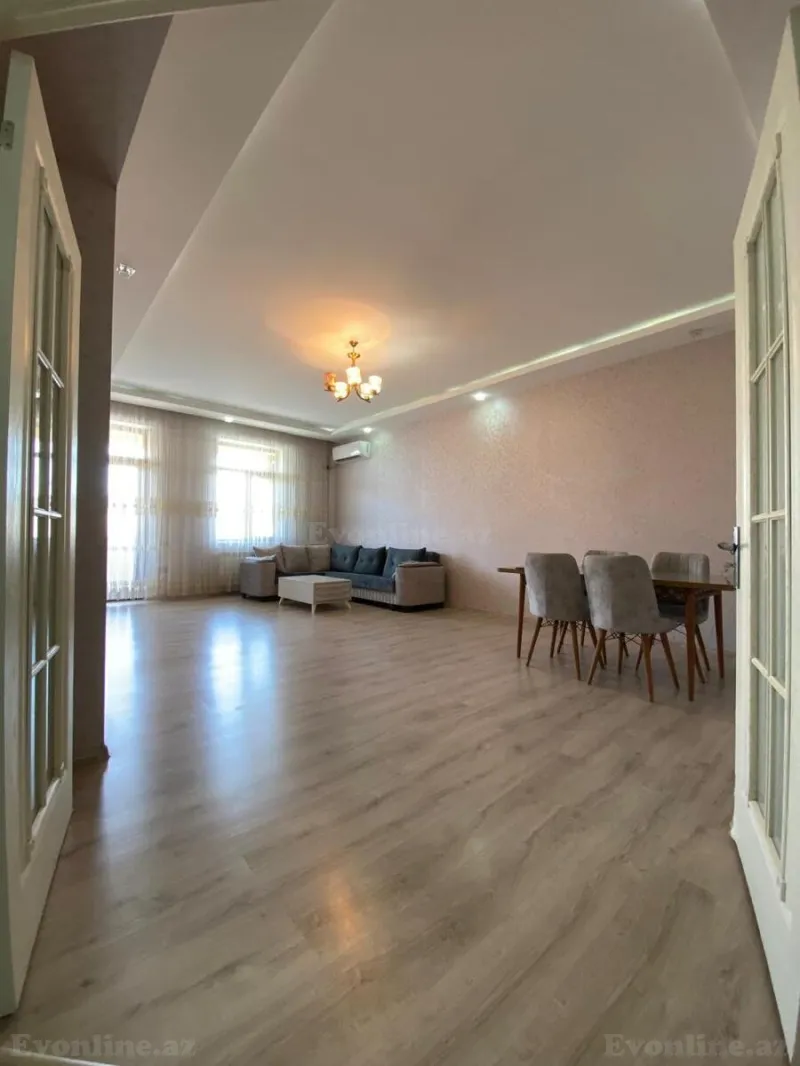 3 otaqlı Mənzil 150 m² İnşaatçılar m. Kirayə verilir