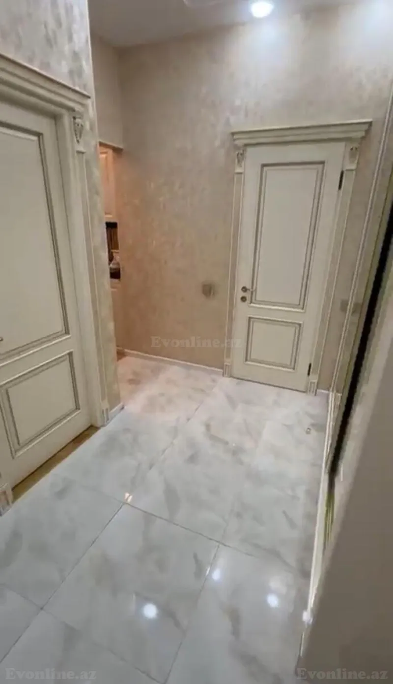 Kirayə verilir 3 otaqlı Mənzil Yeni tikili 72 m² İnşaatçılar m. - şəkil 3