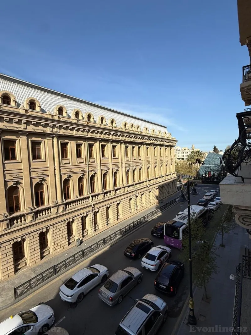 Satılır 10 otaqlı Mənzil Yeni tikili 360 m² Bayıl - şəkil 8