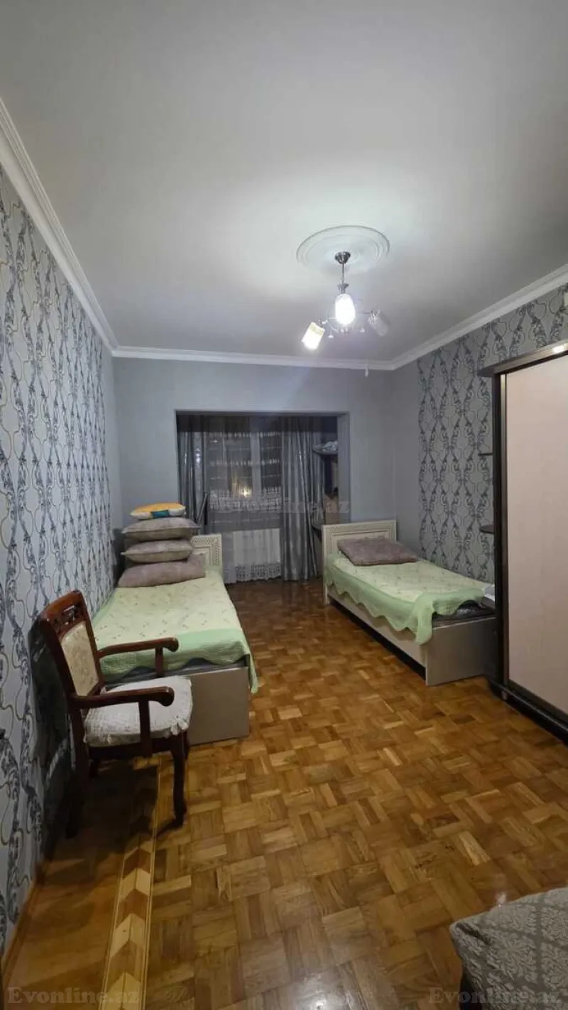 Satılır 4 otaqlı Mənzil Köhnə tikili 100 m² 8-ci mikrorayon - şəkil 6