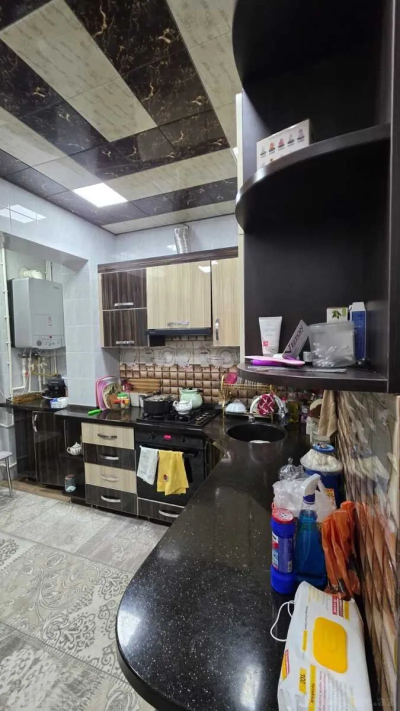 Satılır 4 otaqlı Mənzil Köhnə tikili 100 m² 8-ci mikrorayon - şəkil 9