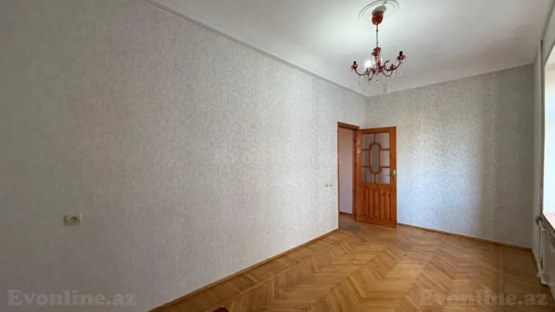 Satılır 2 otaqlı Mənzil Köhnə tikili 55 m² Yasamal - şəkil 5