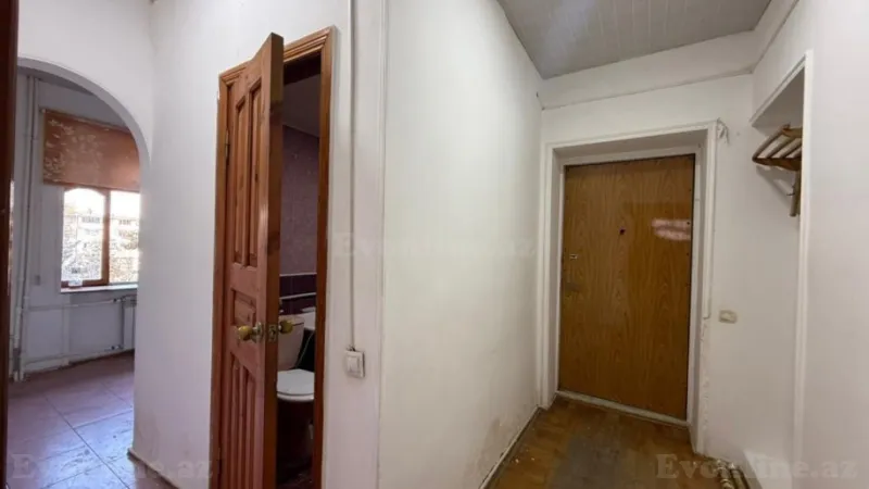 Satılır 2 otaqlı Mənzil Köhnə tikili 55 m² Yasamal - şəkil 8
