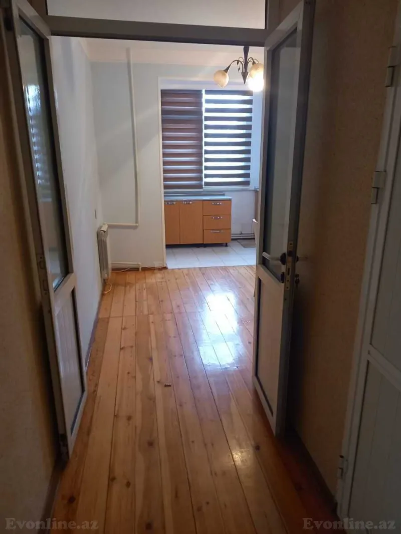 Satılır 2 otaqlı Mənzil Köhnə tikili 65 m² Həzi Aslanov m. - şəkil 5