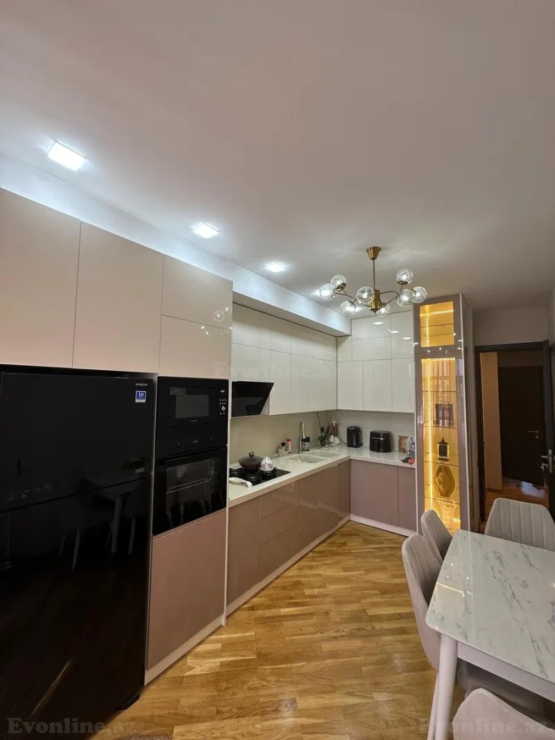 Satılır 3 otaqlı Mənzil Yeni tikili 110 m² 8-ci mikrorayon - şəkil 4