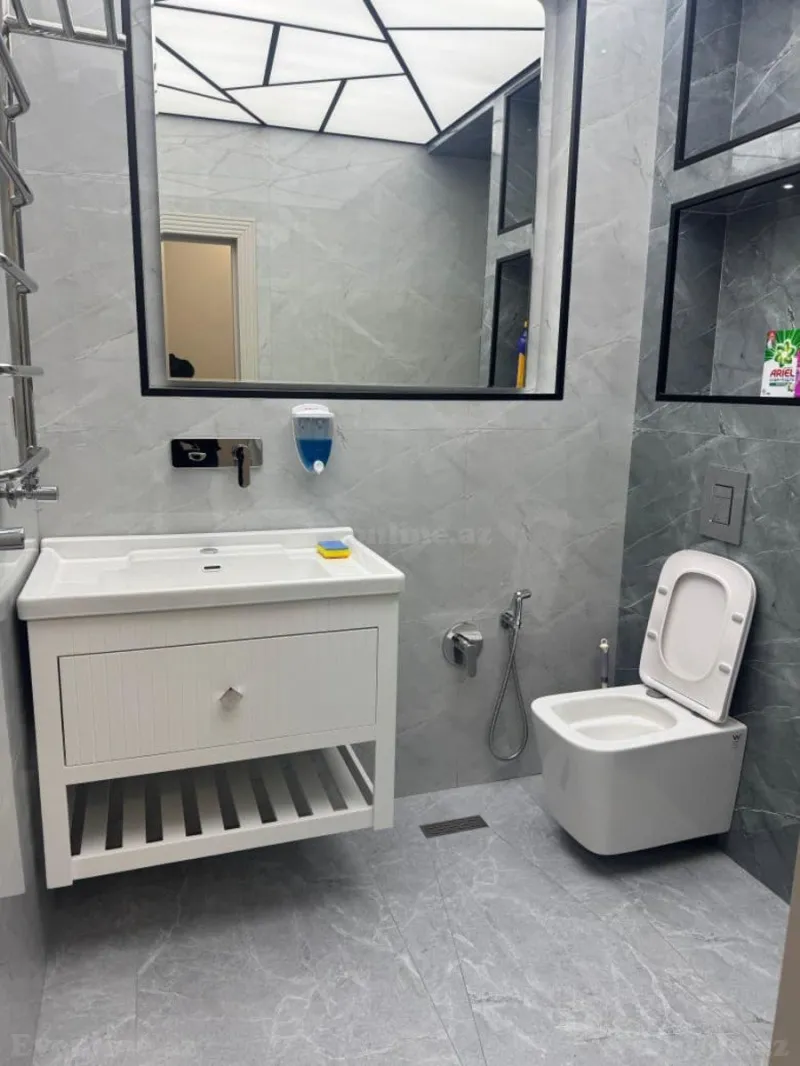 Kirayə verilir 3 otaqlı Mənzil Yeni tikili 130 m² Qara Qarayev m. - şəkil 11