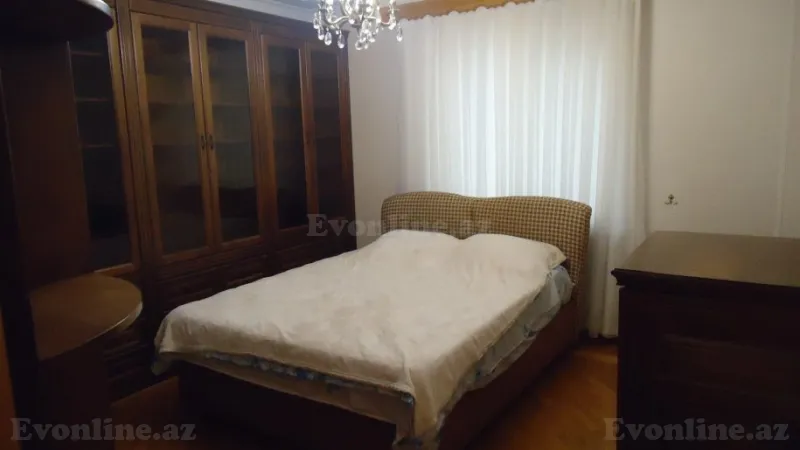 Kirayə verilir 6 otaqlı Mənzil Köhnə tikili 258 m² Xətai m. - şəkil 4