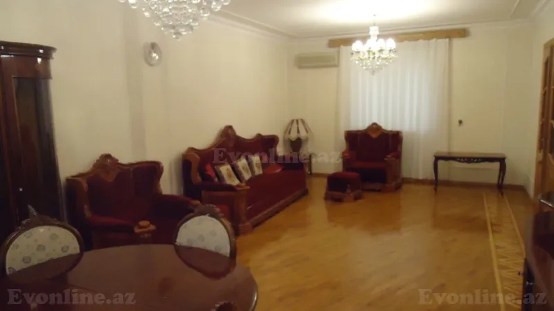 Kirayə verilir 6 otaqlı Mənzil Köhnə tikili 258 m² Xətai m. - şəkil 12