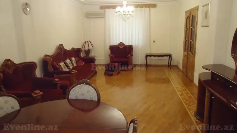 Kirayə verilir 6 otaqlı Mənzil Köhnə tikili 258 m² Xətai m. - şəkil 13