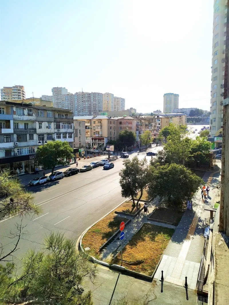 Kirayə verilir 2 otaqlı Mənzil Köhnə tikili 40 m² Elmlər Akademiyası m. - şəkil 2