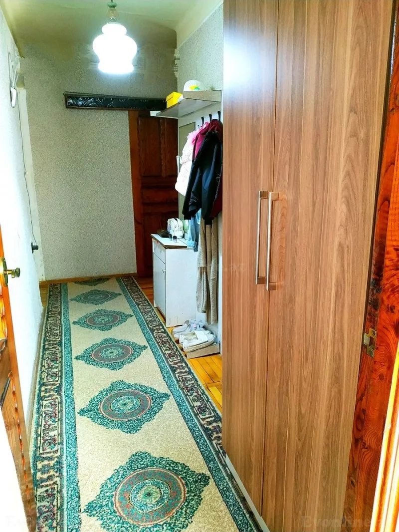 Kirayə verilir 2 otaqlı Mənzil Köhnə tikili 40 m² Elmlər Akademiyası m. - şəkil 3