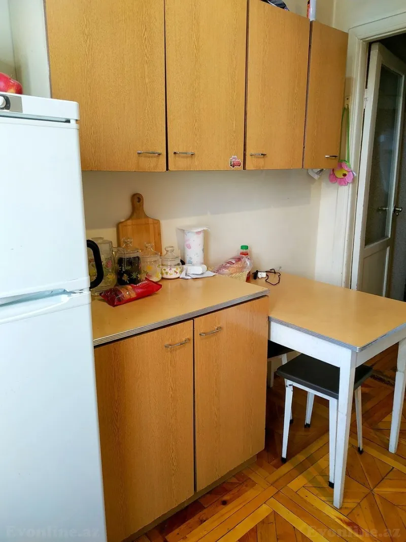 Kirayə verilir 2 otaqlı Mənzil Köhnə tikili 40 m² Elmlər Akademiyası m. - şəkil 12