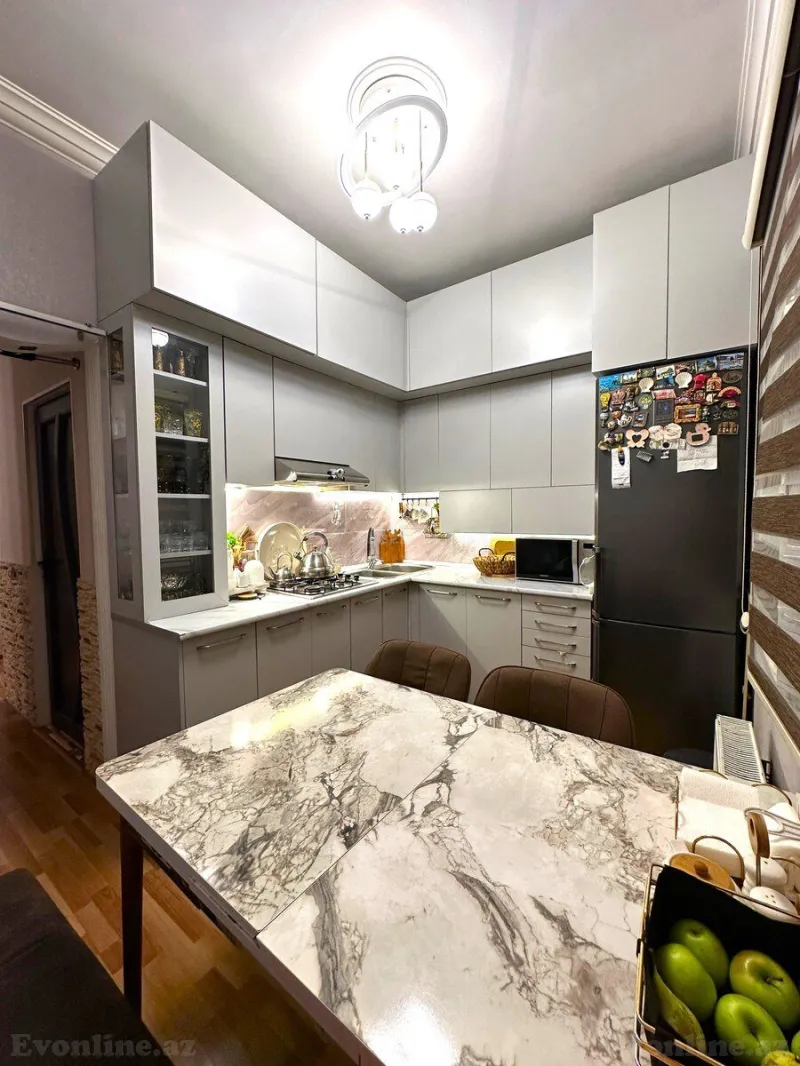 Satılır 2 otaqlı Mənzil Köhnə tikili 60 m² Nərimanov r. - şəkil 9