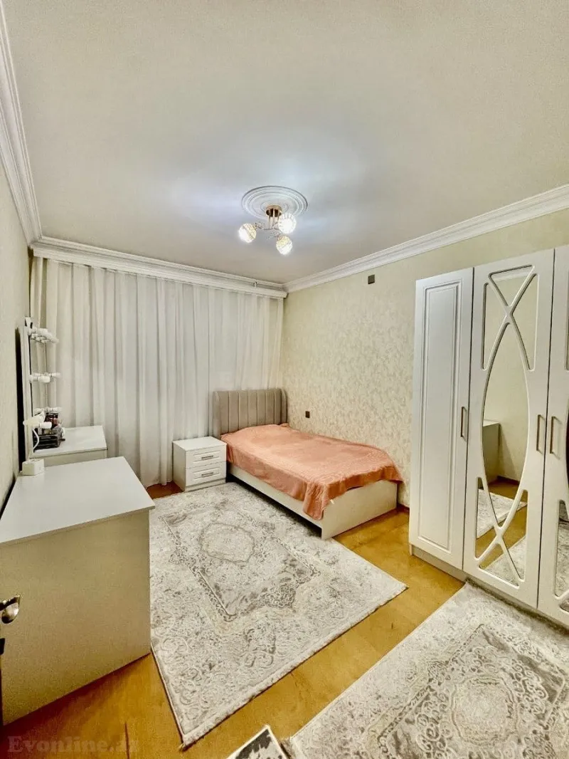 Satılır 5 otaqlı Mənzil Köhnə tikili 120 m² Xalqlar Dostluğu m. - şəkil 5