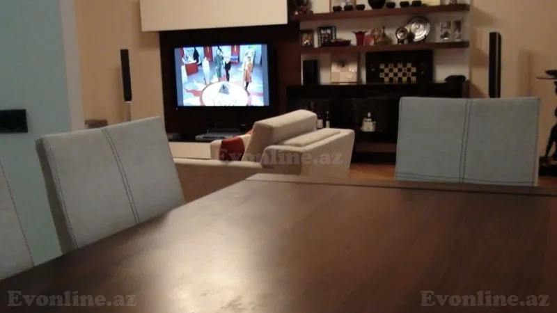 Kirayə verilir 3 otaqlı Mənzil Köhnə tikili 75 m² 28 May m. - şəkil 4