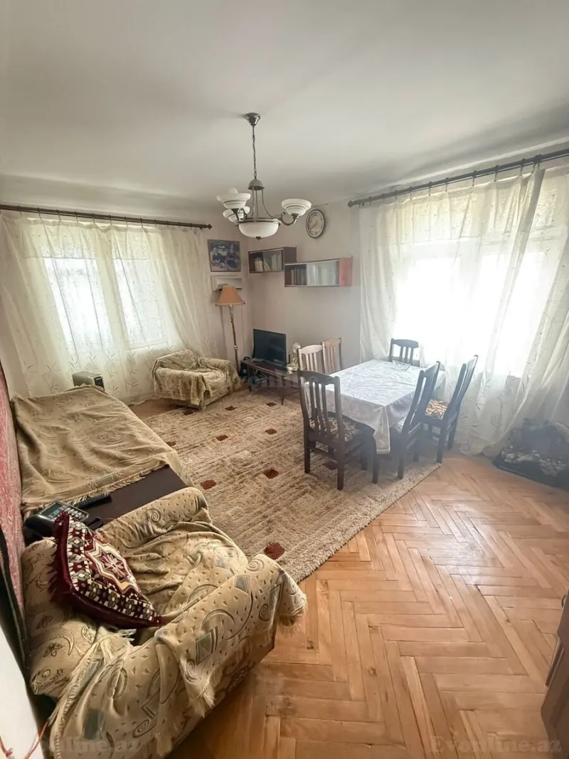 2 otaqlı Mənzil 42 m² Xətai r. Satılır