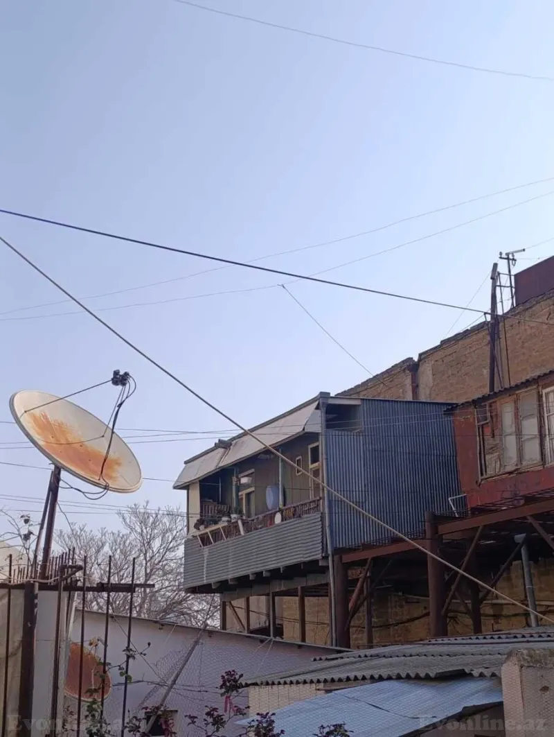 3 otaqlı Mənzil 30 m² 28 May m. Satılır