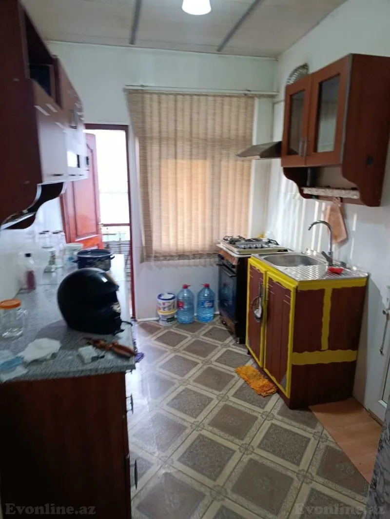 Satılır 3 otaqlı Mənzil Köhnə tikili 30 m² 28 May m. - şəkil 3