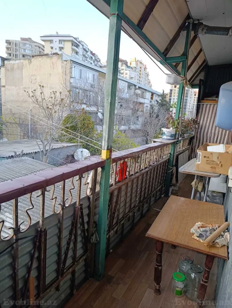 Satılır 3 otaqlı Mənzil Köhnə tikili 30 m² 28 May m. - şəkil 4
