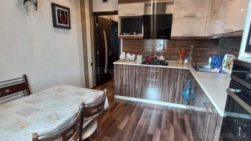 Satılır 2 otaqlı Mənzil Köhnə tikili 60 m² 9-cu mikrorayon - şəkil 5