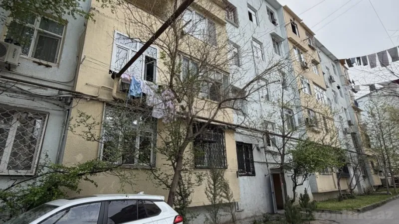 Satılır 3 otaqlı Mənzil Köhnə tikili 58 m² 3-cü mikrorayon - şəkil 2