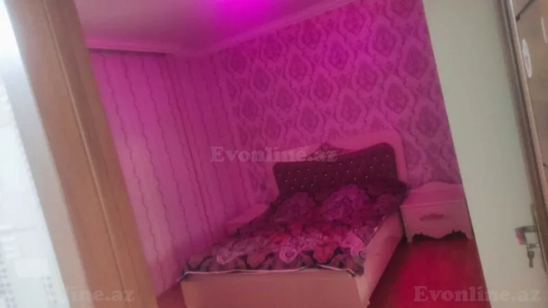 Kirayə verilir 4 otaqlı Mənzil Köhnə tikili 150 m² Nərimanov r. - şəkil 2