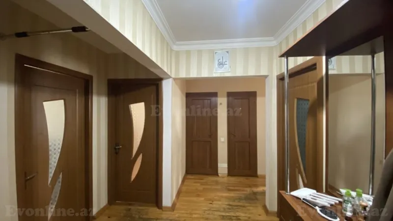 Satılır 3 otaqlı Mənzil Köhnə tikili 75 m² Suraxanı r. - şəkil 9