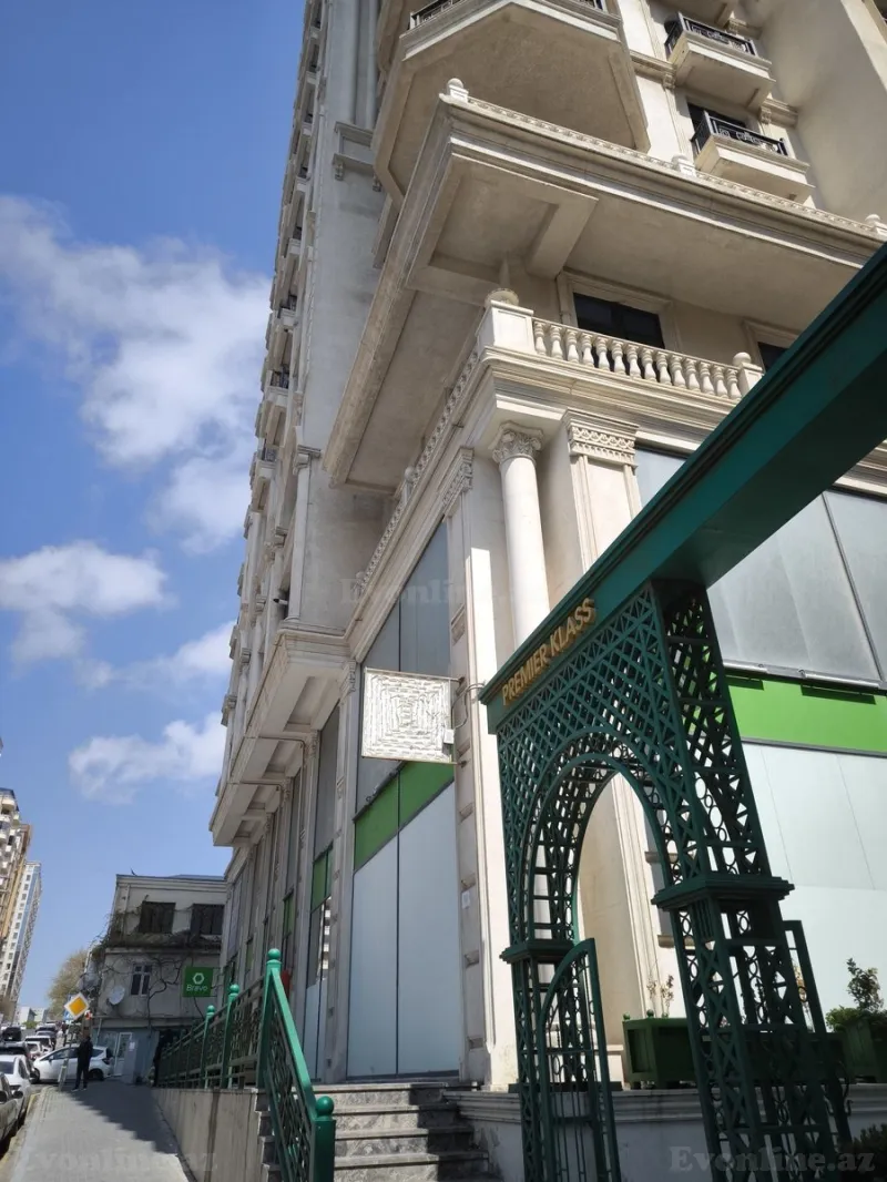 Satılır 3 otaqlı Mənzil Yeni tikili 168 m² 28 May m. - şəkil 6