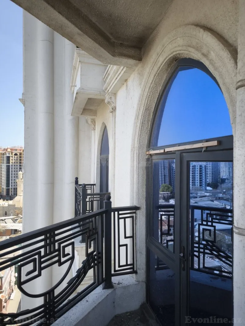 Satılır 3 otaqlı Mənzil Yeni tikili 168 m² 28 May m. - şəkil 18