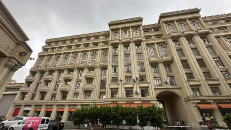 2 otaqlı Mənzil 75 m² Nəriman Nərimanov m. Kirayə verilir