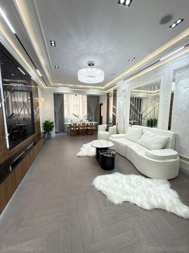3 otaqlı Mənzil 160 m² 1-ci mikrorayon Satılır