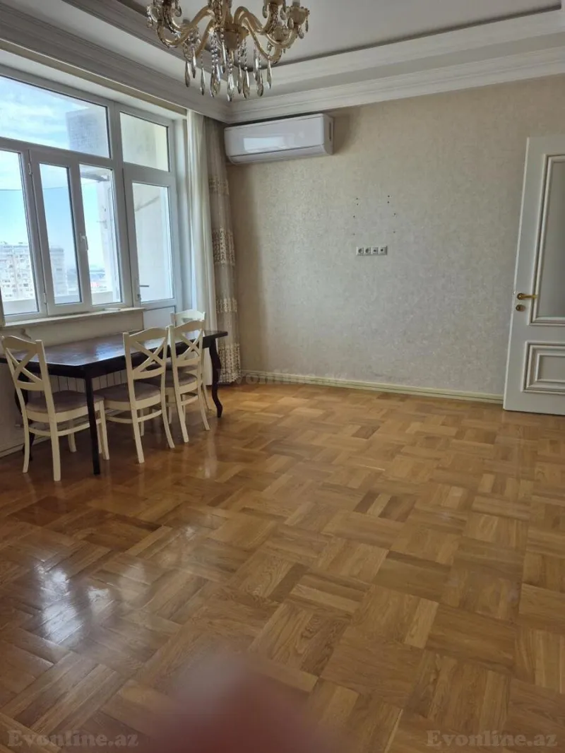 2 otaqlı Mənzil 90 m² Xalqlar Dostluğu m. Kirayə verilir