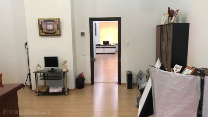 Kirayə verilir Ofis 250 m² Gənclik m. - şəkil 25