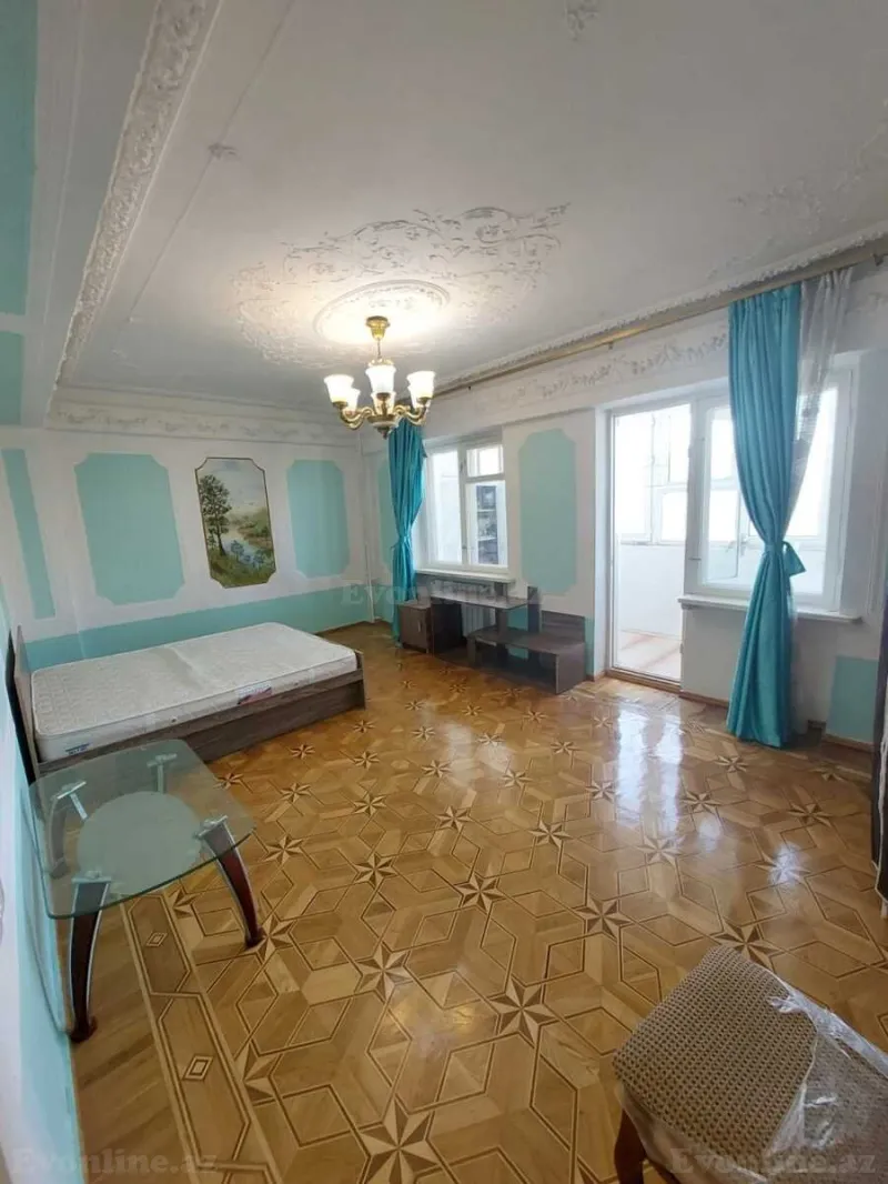 2 otaqlı Mənzil 70 m² İçərişəhər m. Satılır