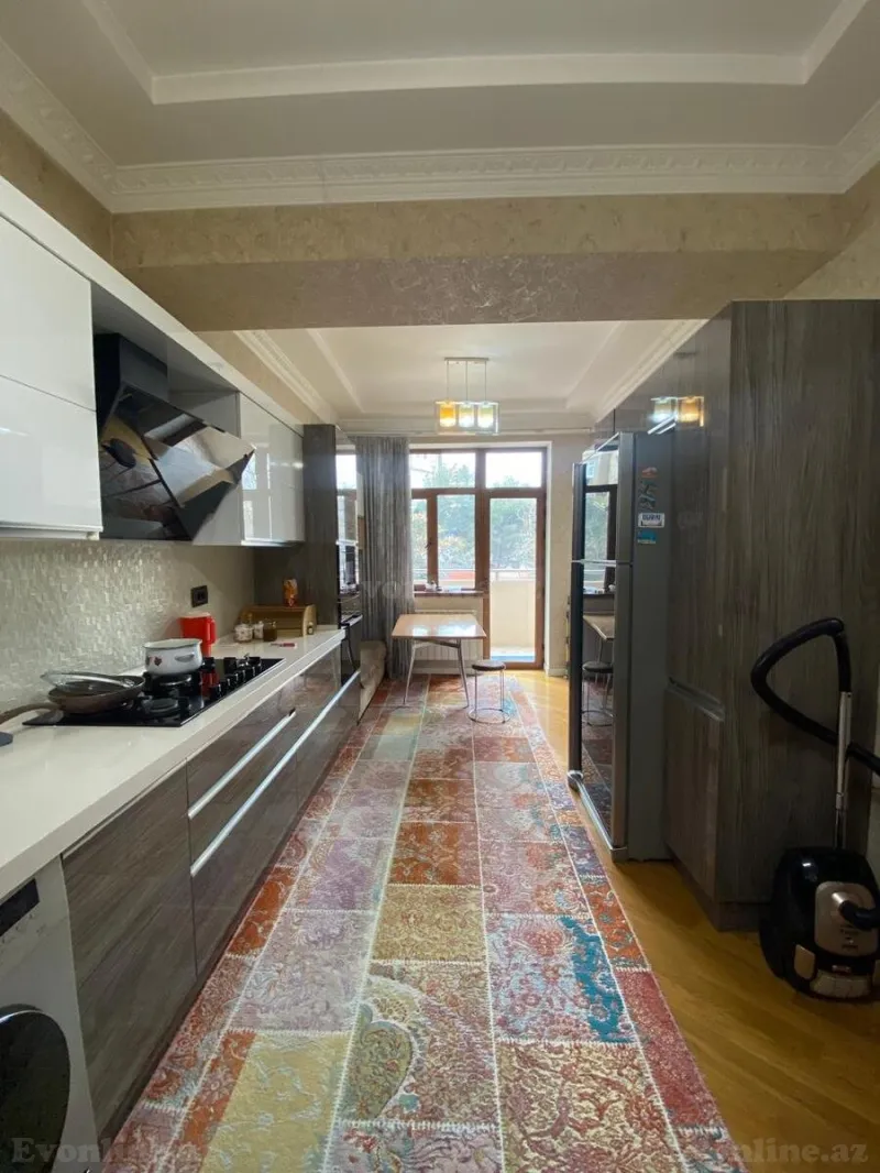 Satılır 3 otaqlı Mənzil Yeni tikili 155 m² Elmlər Akademiyası m. - şəkil 7