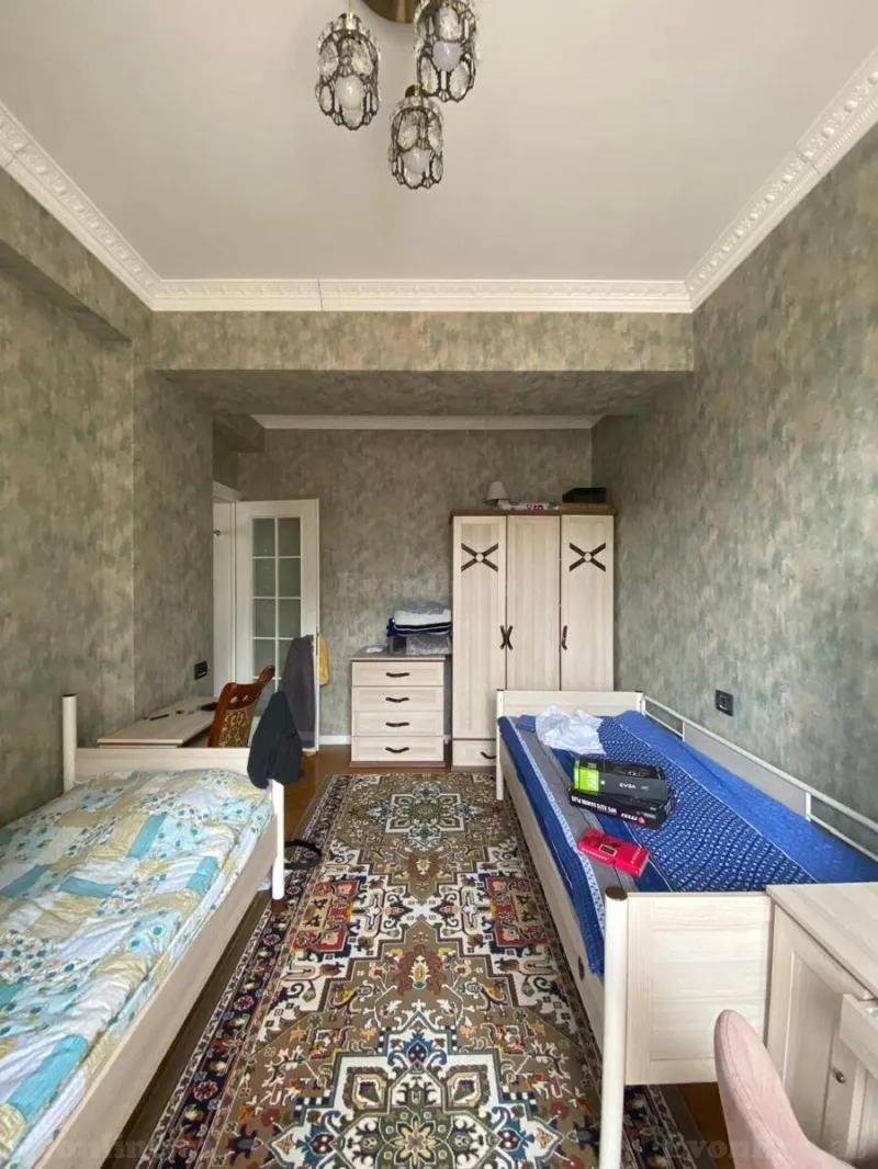 Satılır 3 otaqlı Mənzil Yeni tikili 155 m² Elmlər Akademiyası m. - şəkil 13