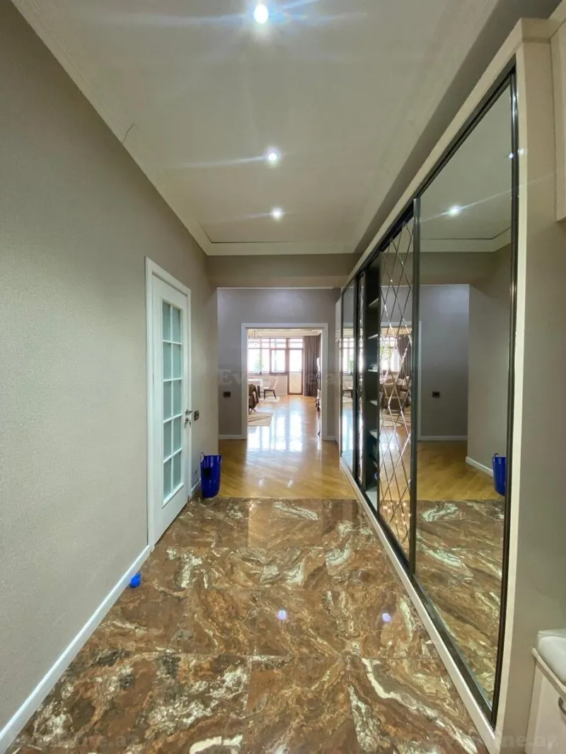 Satılır 3 otaqlı Mənzil Yeni tikili 155 m² Elmlər Akademiyası m. - şəkil 19