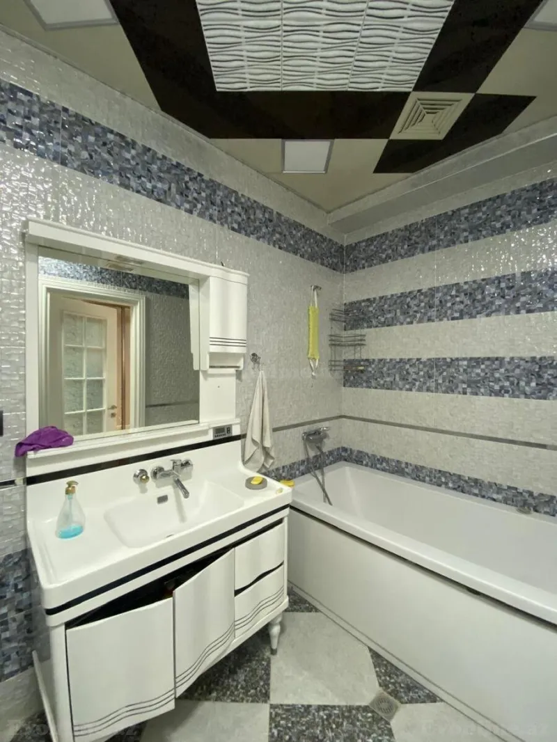 Satılır 3 otaqlı Mənzil Yeni tikili 155 m² Elmlər Akademiyası m. - şəkil 21