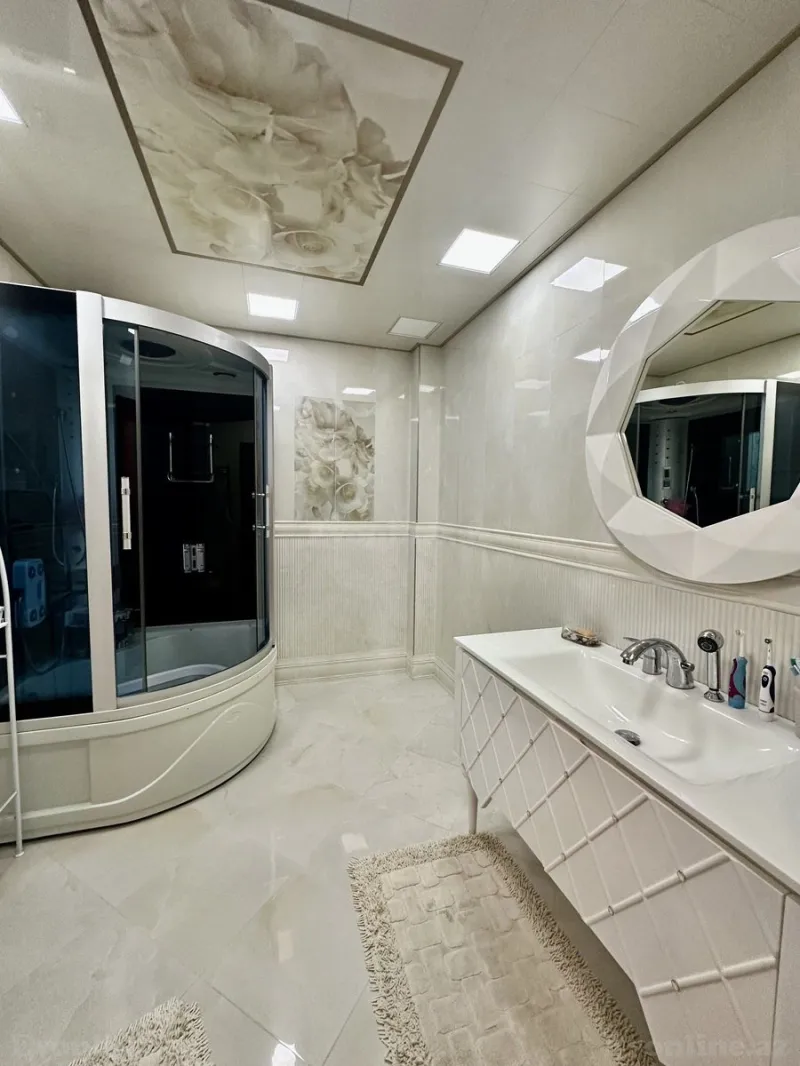 Satılır 3 otaqlı Mənzil Yeni tikili 150 m² 8-ci mikrorayon - şəkil 9