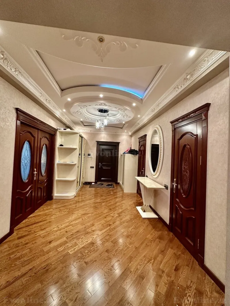 Satılır 3 otaqlı Mənzil Yeni tikili 150 m² 8-ci mikrorayon - şəkil 11