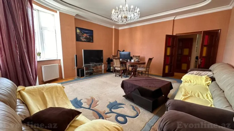 Satılır 4 otaqlı Mənzil Yeni tikili 160 m² Nəsimi r. - şəkil 3