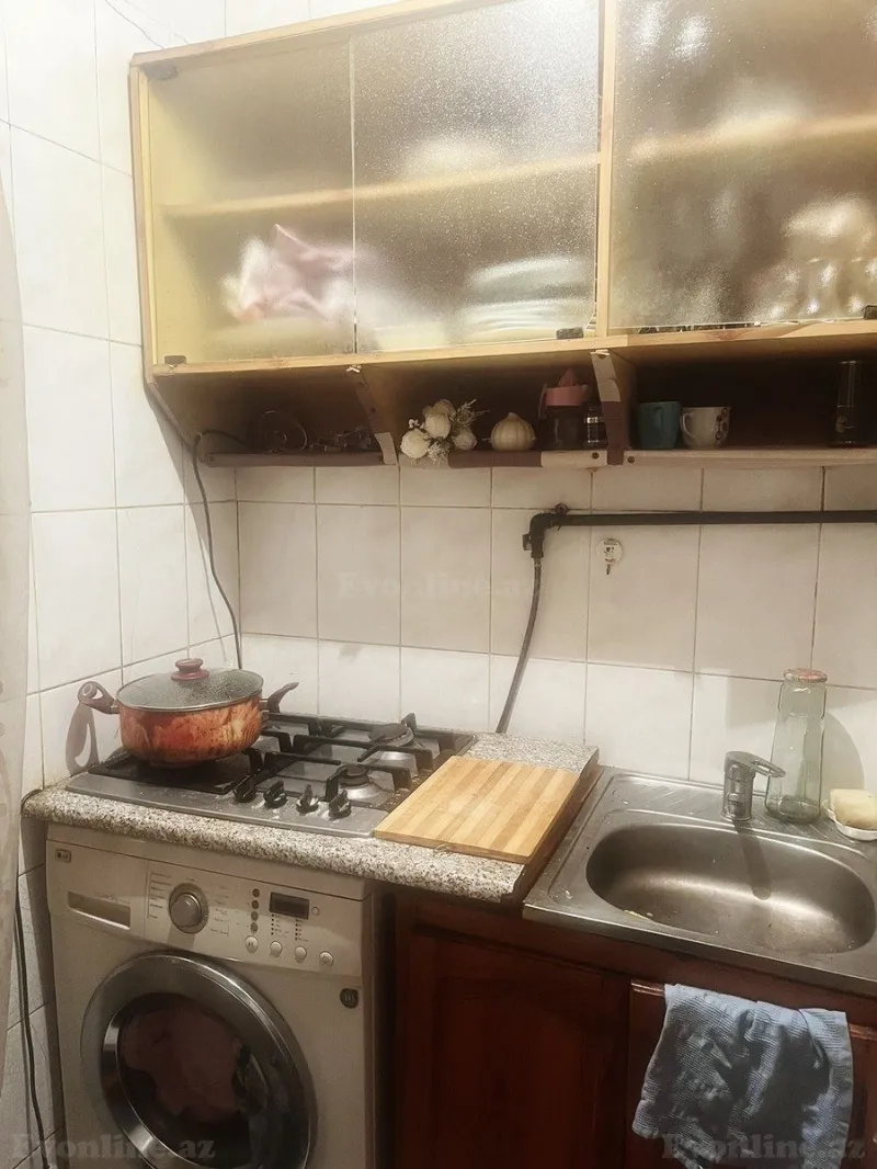Satılır 2 otaqlı Mənzil Köhnə tikili 45 m² 3-cü mikrorayon - şəkil 4