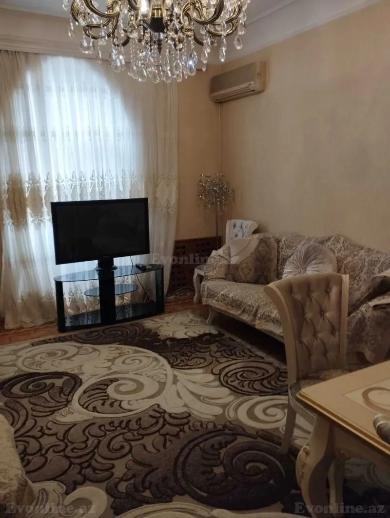 3 otaqlı Mənzil 112 m² Yasamal Kirayə verilir