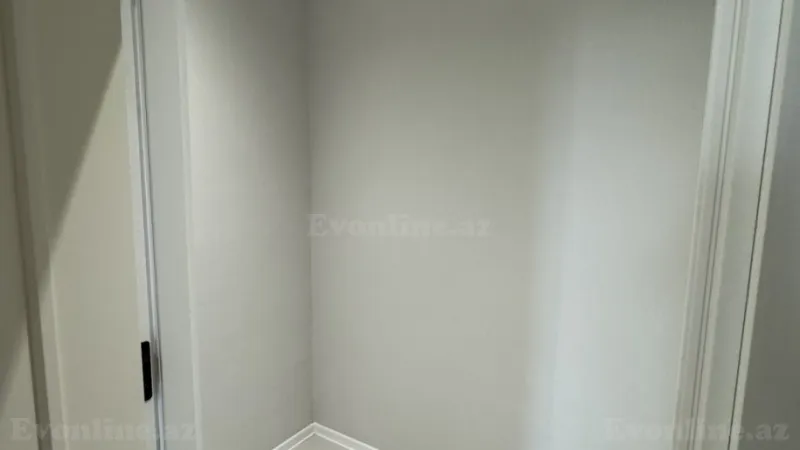 Satılır 4 otaqlı Mənzil Yeni tikili 172 m² Koroğlu m. - şəkil 4